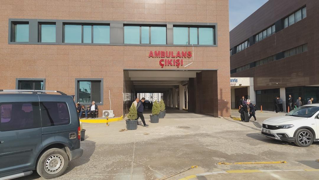 16 yaşındaki Zuhal in sır &ouml;l&uuml;m&uuml;! Ağabeyinin ardından babası da g&ouml;zaltında 6