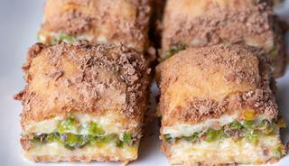 10 dakikada hazır: Milf&ouml;y hamuruyla yapılan soğuk baklava sosyal medyada g&uuml;ndem oldu