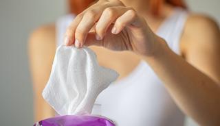 Bir&ccedil;ok evde bulunuyor: Islak mendil kullanımdan 6 kişi &ouml;ld&uuml;!