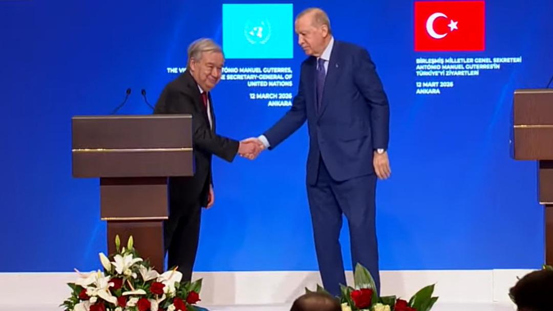 Cumhurbaşkanı Erdoğan: "İran merkezli şiddet sarmalının b&uuml;y&uuml;memesi i&ccedil;in yoğun diplomasi trafiği y&uuml;r&uuml;t&uuml;yoruz" 4