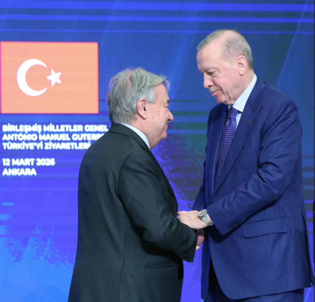 Cumhurbaşkanı Erdoğan: "İran merkezli şiddet sarmalının b&uuml;y&uuml;memesi i&ccedil;in yoğun diplomasi trafiği y&uuml;r&uuml;t&uuml;yoruz" 6