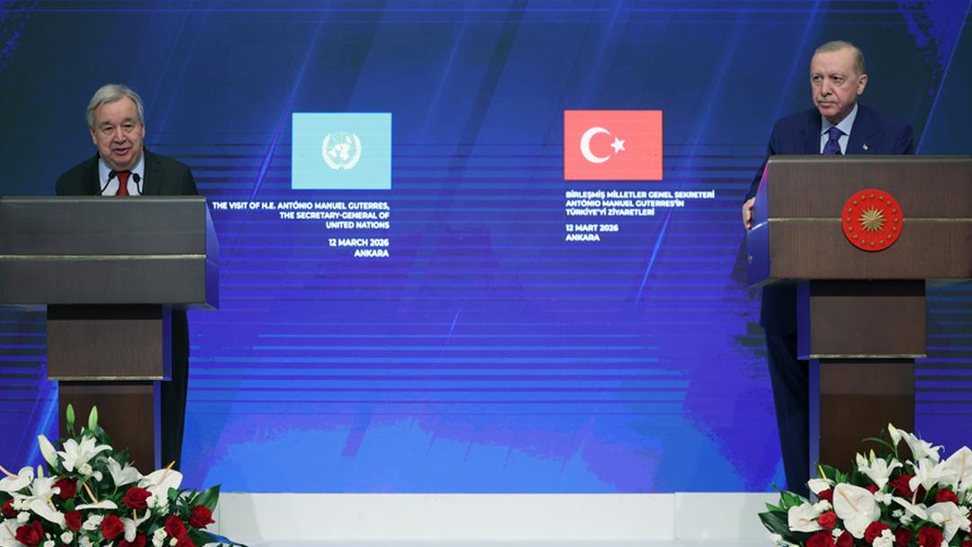 Cumhurbaşkanı Erdoğan: "İran merkezli şiddet sarmalının b&uuml;y&uuml;memesi i&ccedil;in yoğun diplomasi trafiği y&uuml;r&uuml;t&uuml;yoruz" 5