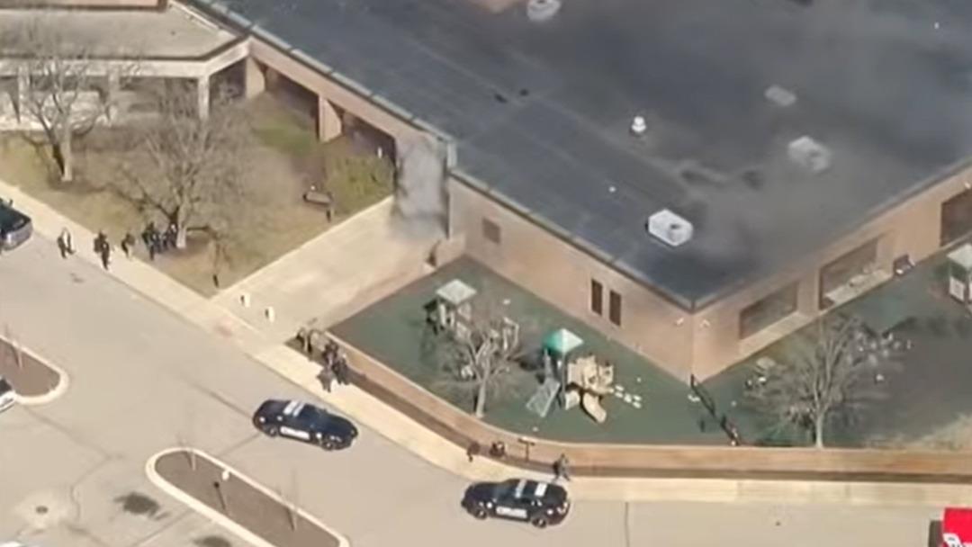 ABD de alarmda: Bir sinagoga saldırı d&uuml;zenlendi, binada alevler y&uuml;kseldi 1