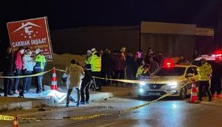 Adana'da belediye otob&uuml;s&uuml;yle &ccedil;arpışan motosikletin s&uuml;r&uuml;c&uuml;s&uuml; &ouml;ld&uuml;