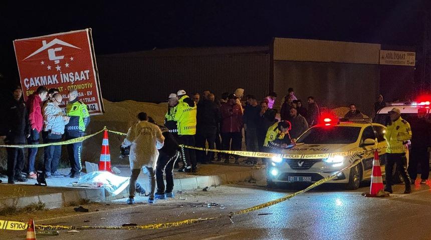 Adana'da belediye otob&uuml;s&uuml;yle &ccedil;arpışan motosikletin s&uuml;r&uuml;c&uuml;s&uuml; &ouml;ld&uuml;