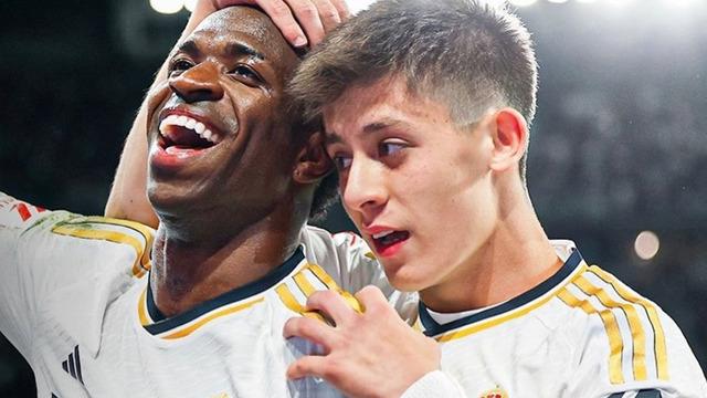Real Madrid'de Vinicius Junior depremi! "30 yaşında futbolu bırakırsa şaşırmam..."