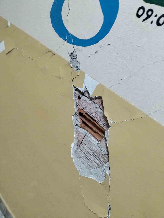 Tokat deprem sonrası tedirgin! Okuldaki g&ouml;r&uuml;nt&uuml; korkuttu 5