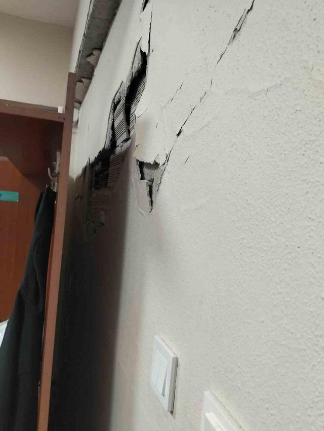 Tokat deprem sonrası tedirgin! Okuldaki g&ouml;r&uuml;nt&uuml; korkuttu 1