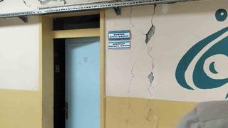 Tokat deprem sonrası tedirgin! Okuldaki görüntü korkuttu