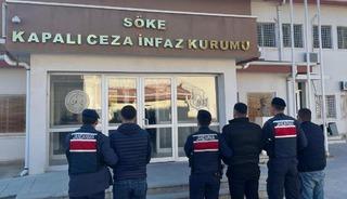 Germencik ve S&ouml;ke&rsquo;de 16 d&uuml;zensiz g&ouml;&ccedil;men, 4 organizat&ouml;r yakalandı