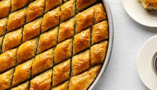 Baklava ustaları a&ccedil;ıkladı: Bu hata baklavayı hamur yapıyor