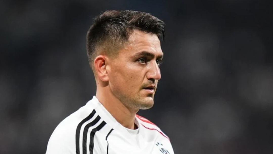 Cengiz &Uuml;nder e kariyerinin şoku! Sergen Yal&ccedil;ın da &uuml;st&uuml;n&uuml; &ccedil;izdi 1