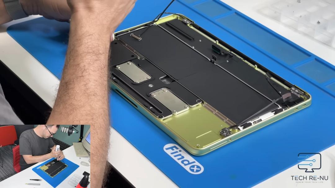 599 dolarlık MacBook Neo par&ccedil;alarına ayrıldı: Apple dan tasarım s&uuml;rprizi! 2