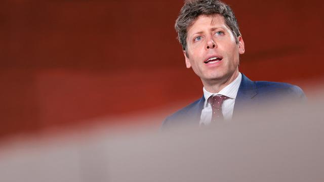 Milyonlarca kişiyi ilgilendiriyor! Sam Altman'dan yapay zeka uyarısı: Önümüzdeki birkaç yıl acı verici olacak