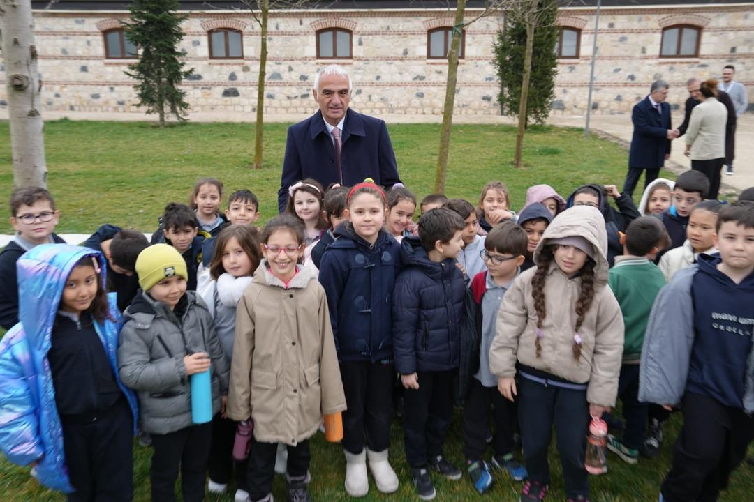 Bakan Ersoy: "K&uuml;lt&uuml;r tarihimizdeki ustaları yaşatmak minnet borcumuzdur" 6