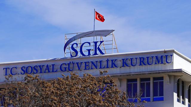 SGK yüzbinlerce emekliyi radara aldı! Binlerce kişi artık aylık alamayacak
