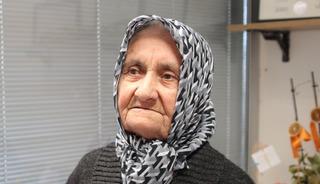 Karın ağrısı sonucu kanser olduğunu &ouml;ğrendi! Bu belirtilere dikkat