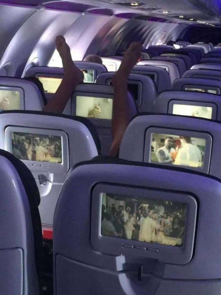 Uçak yolculuğunda sınır tanımıyorlar!  G1