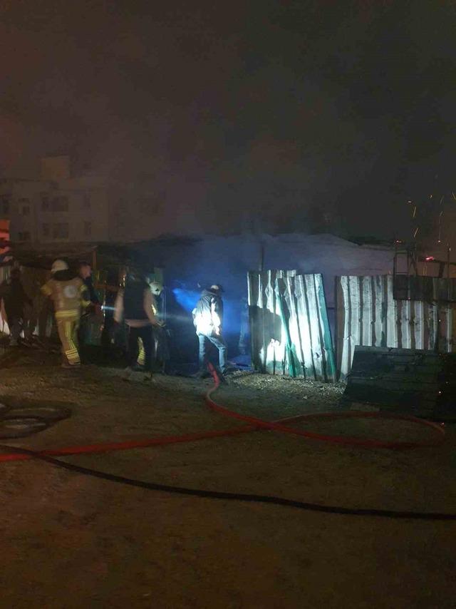 &Ccedil;iftlik alevlere teslim oldu 2