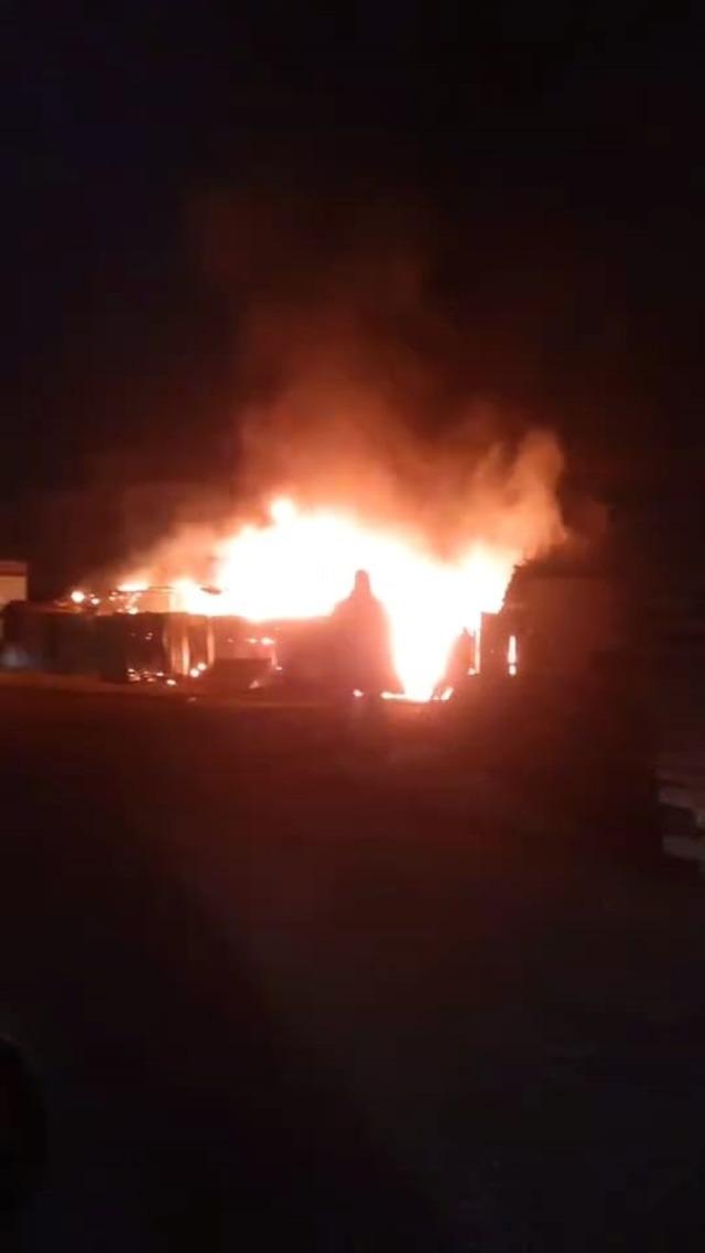 &Ccedil;iftlik alevlere teslim oldu 1