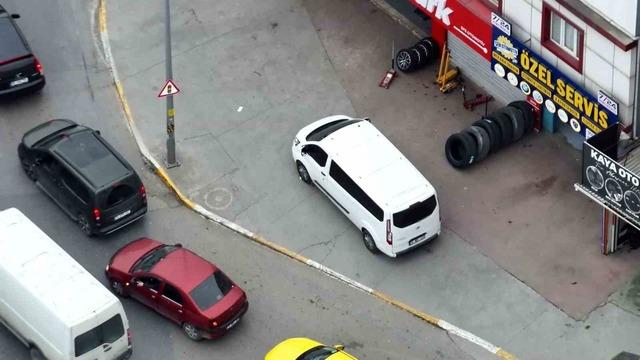 Yolu bırakıp kaldırımdan gittiler: Dron denetiminde ceza yağdı 1