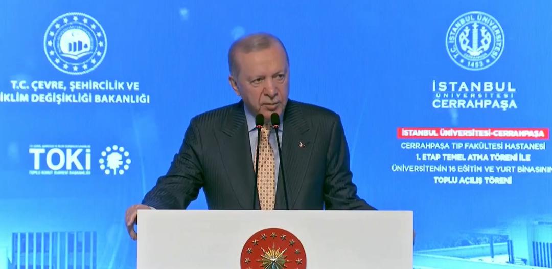 Cumhurbaşkanı Erdoğan İBB ye y&uuml;klendi: "Maalesef y&uuml;k&uuml;nd&uuml;r&uuml;klerin hi&ccedil;birini yerine getirmedi" 2