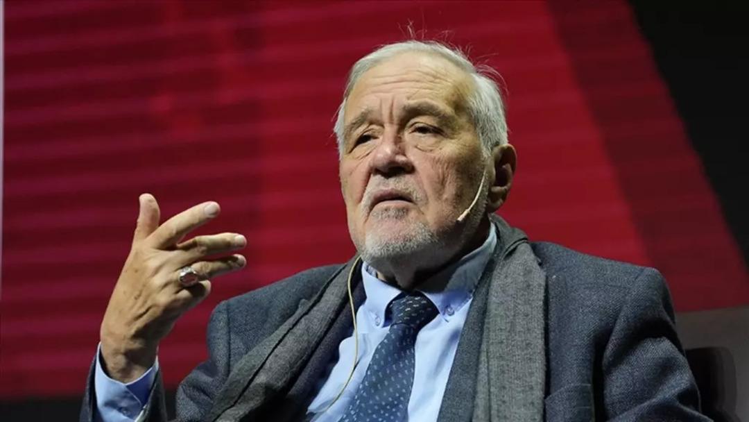 SON DAKİKA | İlber Ortaylı hayatını kaybetti! &Uuml;nl&uuml; tarih&ccedil;i 78 yaşında yaşamını yitirdi 1