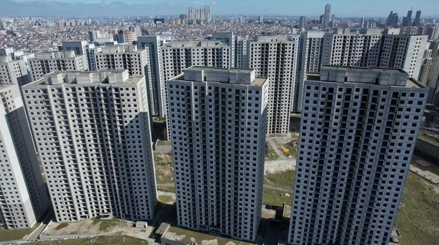 Esenyurt'un hayalet binaları... 15 yıldır inşaatı tamamlanamadı: Yeşil GYO'ya kayyum atandı