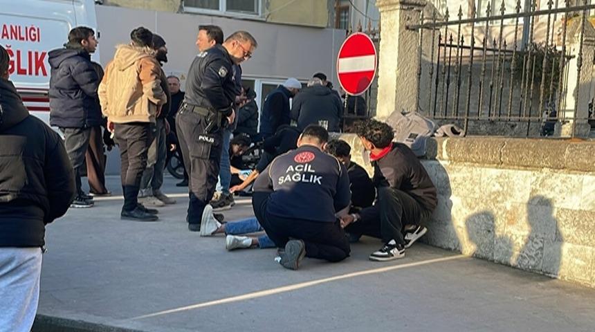 &Ccedil;anakkale&rsquo;de bı&ccedil;aklı kavga: 2&rsquo;si ağır 3 yaralı