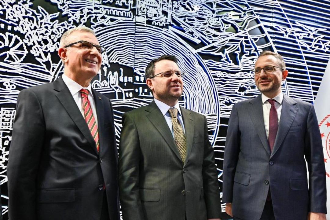 Bakan G&uuml;rlek: "Adalet g&uuml;&ccedil;l&uuml;den yana algısını hep birlikte kıracağız" 2