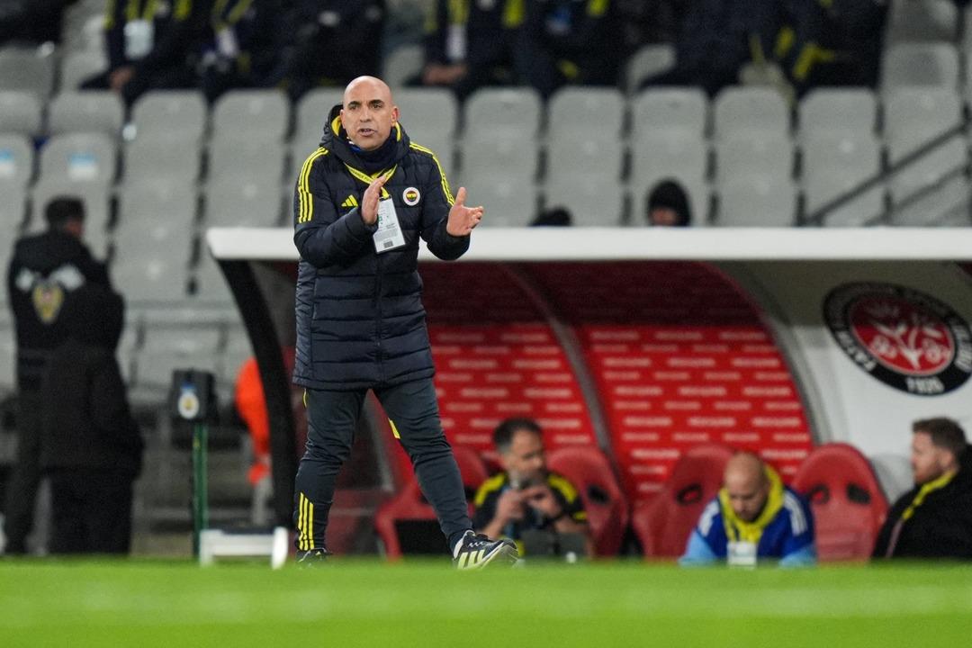 Fenerbah&ccedil;e y&ouml;netimi Karag&uuml;mr&uuml;k mağlubiyetinin ardından  Acil  koduyla harekete ge&ccedil;ti! 4