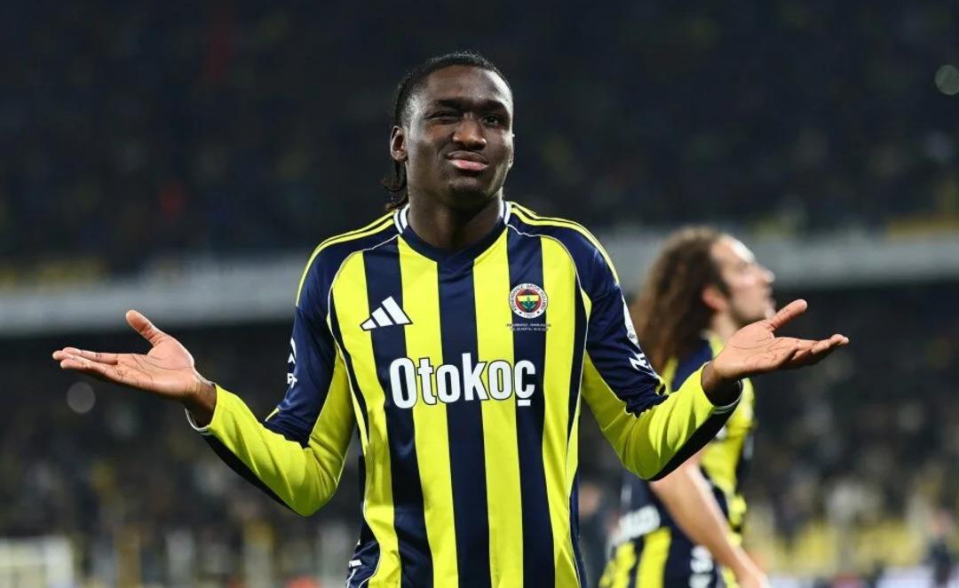 SON DAKİKA | Fenerbah&ccedil;e de Karag&uuml;mr&uuml;k faciası sonrası canlı yayında ortalık yıkıldı! "Osimhen ve Icardi ye karşı Cherif ile mi yarışacaksın?" 3