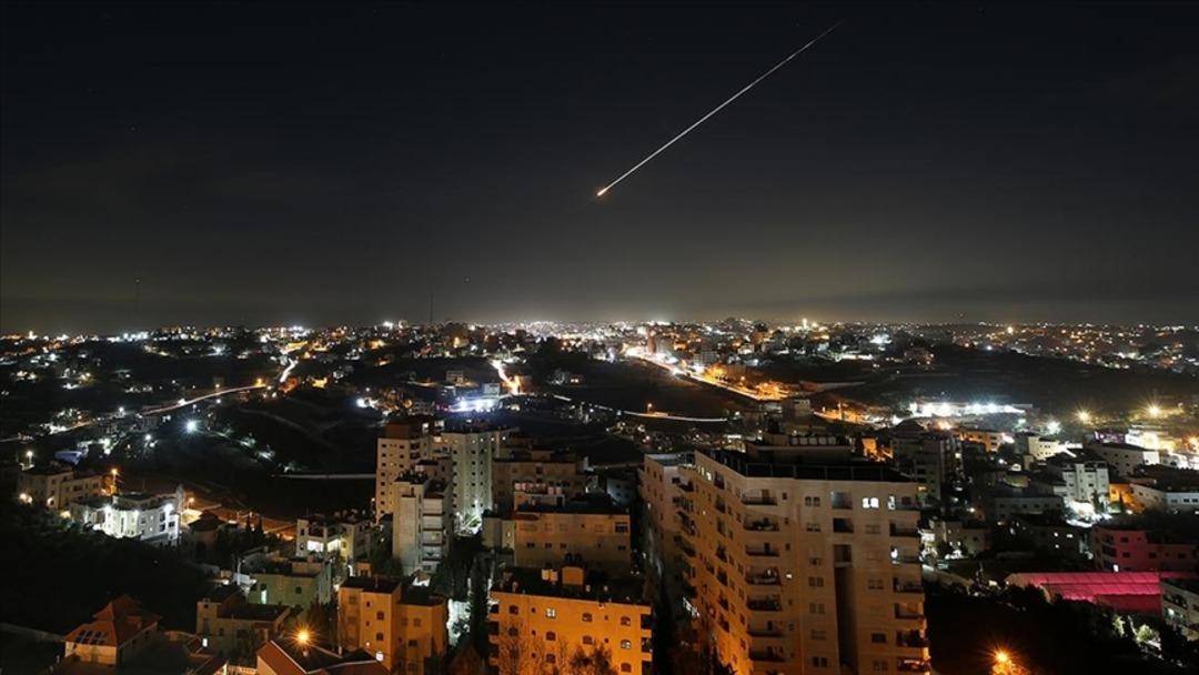  SON DAKİKA | Savaşın 15. g&uuml;n&uuml;! ABD, Hark Adası nı bombaladı, İran dan petrol a&ccedil;ıklaması geldi 3