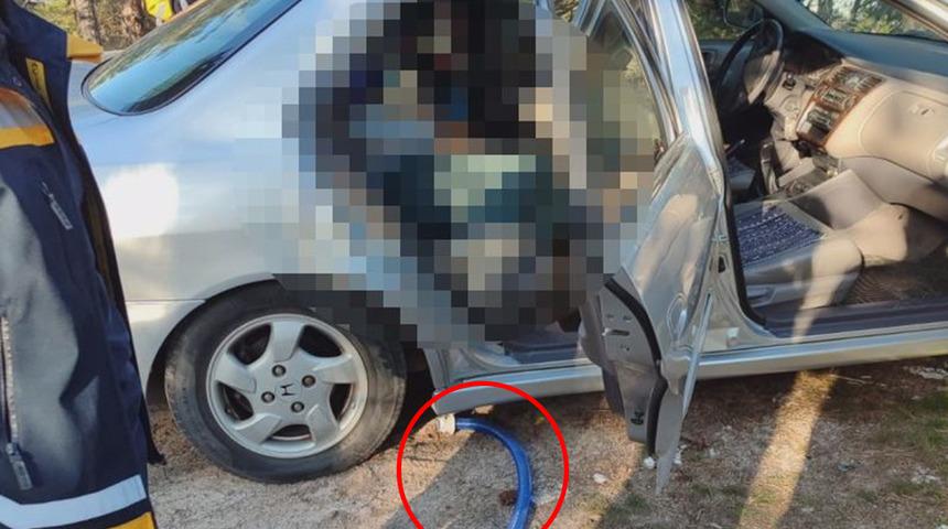 Ankara&rsquo;da park halindeki ara&ccedil;ta sır &ouml;l&uuml;m! Şoke eden detay: Egzoza hortum bağlamış!