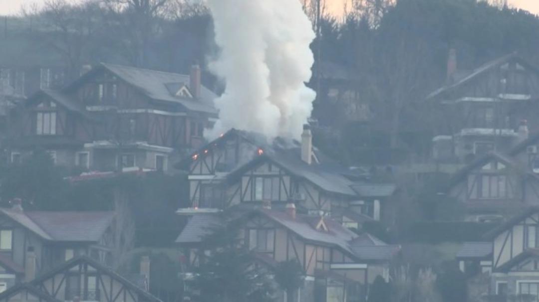 Riva daki villasında &ccedil;ıkan yangının nedeni belli oldu! Aslıhan Karalar a&ccedil;ıkladı 2