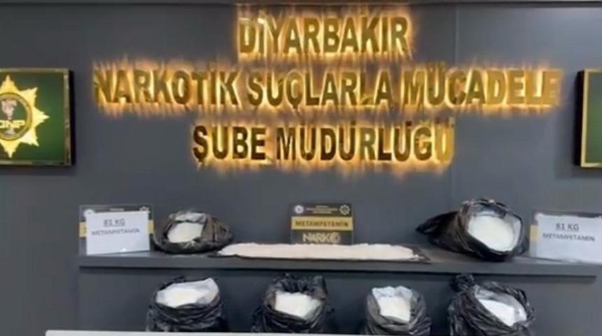 Diyarbakır'da takibe alınan tırda 81 kilo metamfetamin ele ge&ccedil;irildi