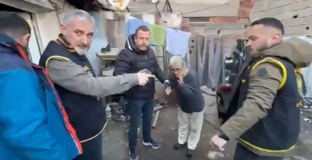 Film gibi olay: T&uuml;rk baba oğlunu Alman annesinden ka&ccedil;ırıp 7 yıl harabe evde sakladı! Dışarı bile &ccedil;ıkarmamışlar... 12