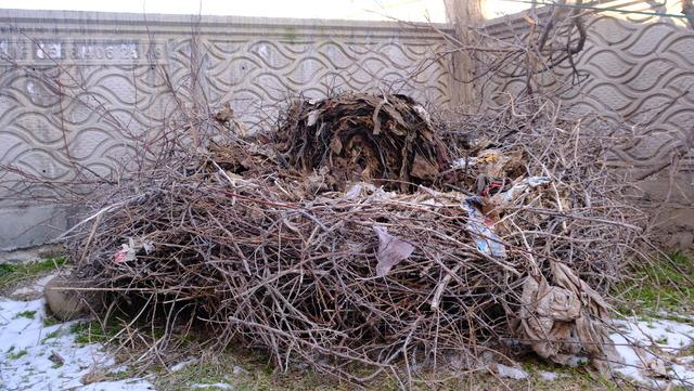 Leyleklerin 40 yıllık yuvası yıkıldı, onlar gelmeden yenisini yerleştirdi 6