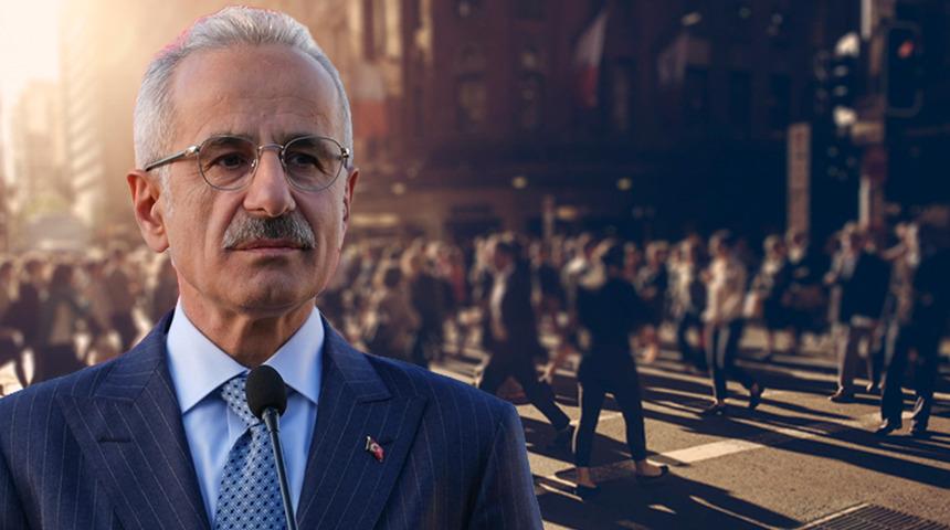 &lsquo;Y&uuml;zde 98&rsquo;i tamamlandı&rsquo; Uraloğlu a&ccedil;ıkladı: Seyahat s&uuml;resi 1,5 saate d&uuml;ş&uuml;yor