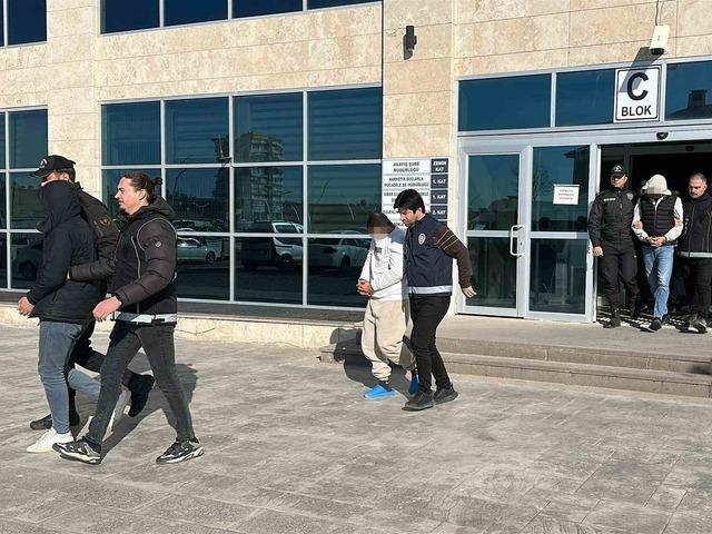 Uşak merkezli 5 ilde dolandırıcılık ve yasa dışı bahis operasyonu: 12 tutuklama 2