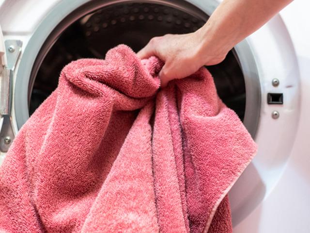 Kurutma makinesine bir havlu atın! Sonucu g&ouml;r&uuml;nce şaşıracaksınız