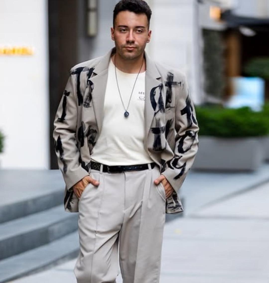 Enes Batur YouTube a geri d&ouml;nd&uuml;! Son hali g&uuml;ndem oldu! G&ouml;renler tanıyamadı 1