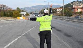 Burdur'da Ramazan Bayramı tedbirleri: 8 bin 24 kolluk g&uuml;c&uuml; sahada olacak