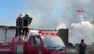 &Ccedil;orum&rsquo;da yangın! 2 ev ve 1 trakt&ouml;r kullanılamaz hale geldi