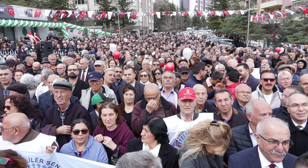 Mansur Yavaş tan erken se&ccedil;im &ccedil;ıkışı! "İnsanca bir destek programı başlattık" 1