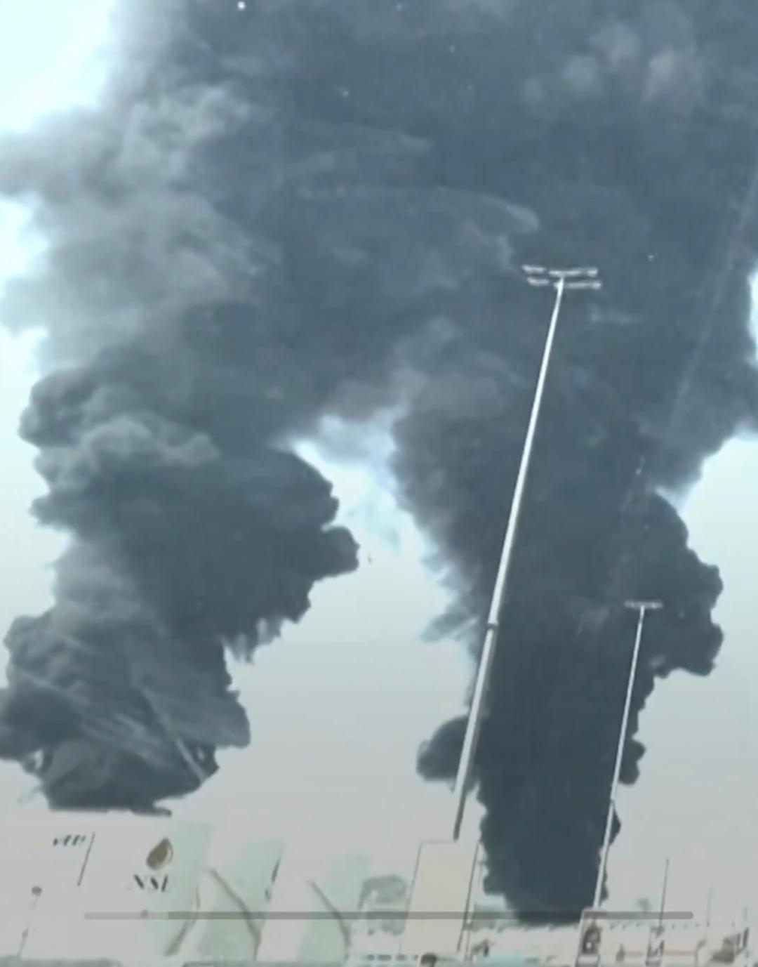  SON DAKİKA | Savaşta 15. g&uuml;n! İran dan tedirgin eden ABD a&ccedil;ıklaması! Orta Doğu nun hepsini kapsıyor: "B&ouml;lgeyi terk edin" 4