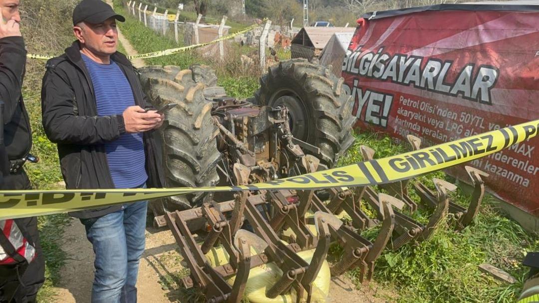 Bursa da devrilen trakt&ouml;r&uuml;n altında kalan s&uuml;r&uuml;c&uuml; hayatını kaybetti 1