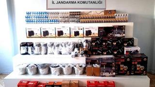 Şanlıurfa'da 5 bin 700 paket gümrük kaçağı sigara ele geçirildi
