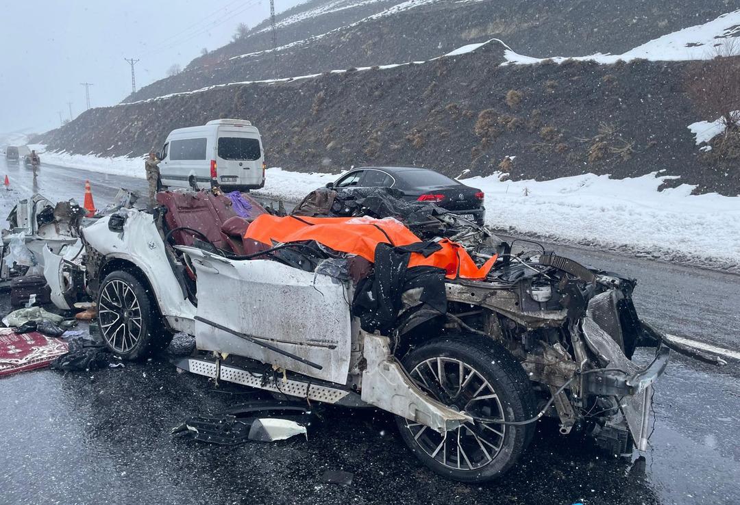 Bir aileyi ayıran kaza: Anne, baba, bebek... Geriye sadece k&uuml;&ccedil;&uuml;k &ccedil;ocuk kaldı 5