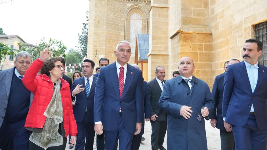 T&uuml;rkiye-KKTC kardeşliği Lefkoşa da aynı sofrada buluştu 10